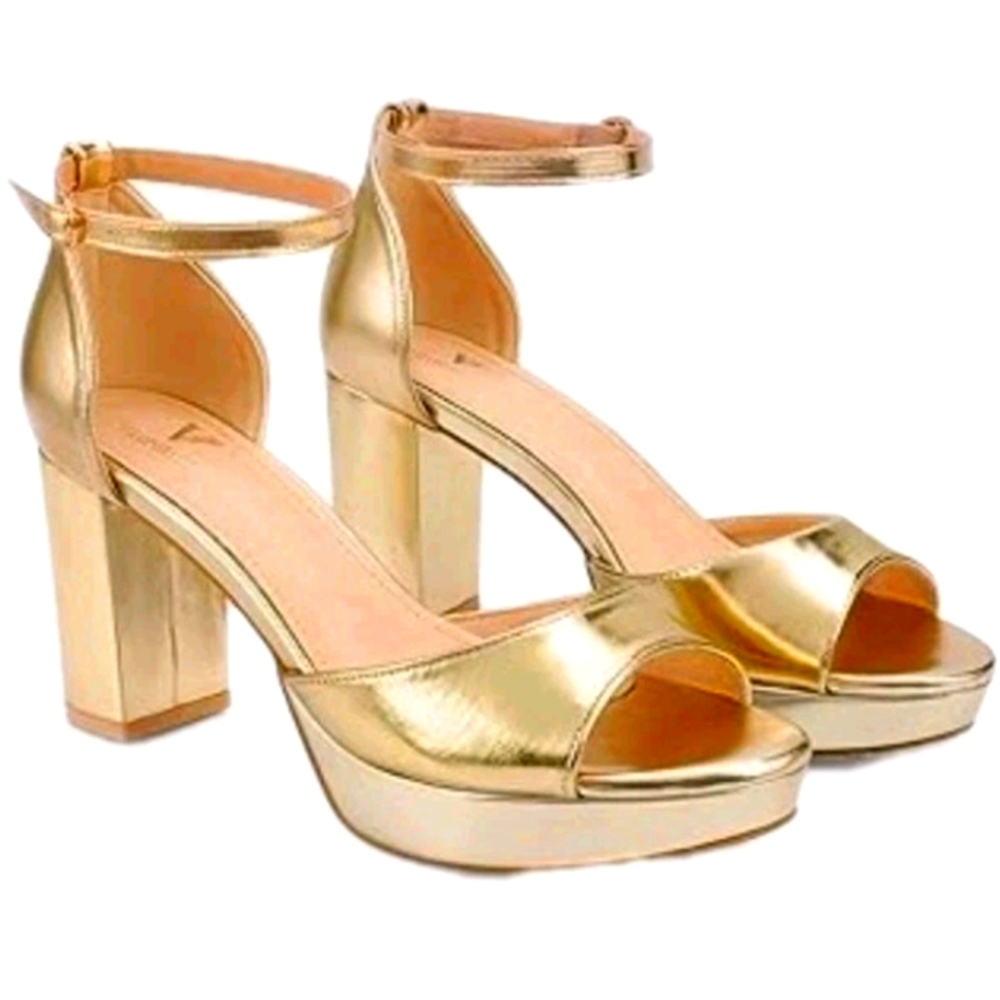 Elegant Gold Platform, Vilaporlor, Size 8